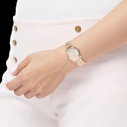 Dos du boîtier de la Burberry BU9235