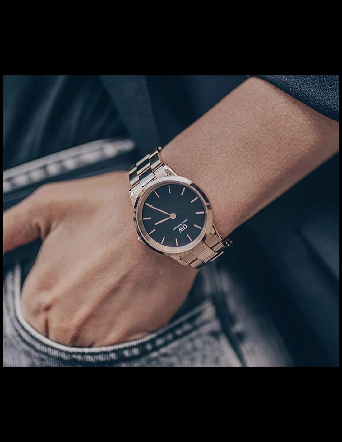 Cadran noir de la montre Daniel Wellington DW00100210 en détail
