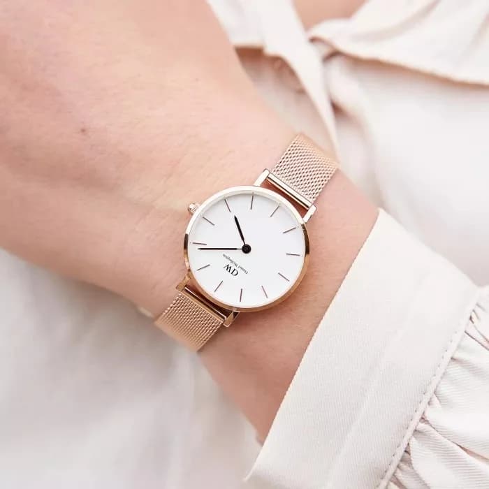 Dos du boîtier de la Daniel Wellington DW00100219