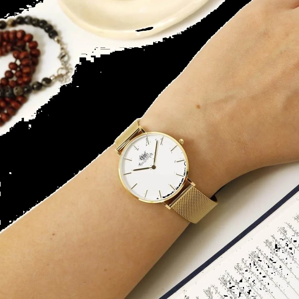Cadran blanc de la montre Daniel Wellington DW00100350 en détail