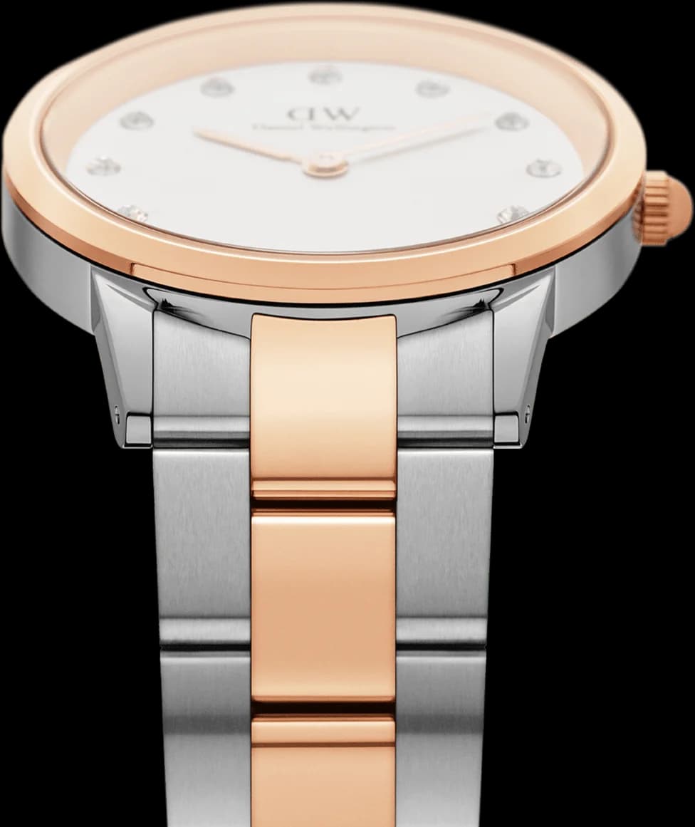 Cadran blanc de la montre Daniel Wellington DW00100358 en détail