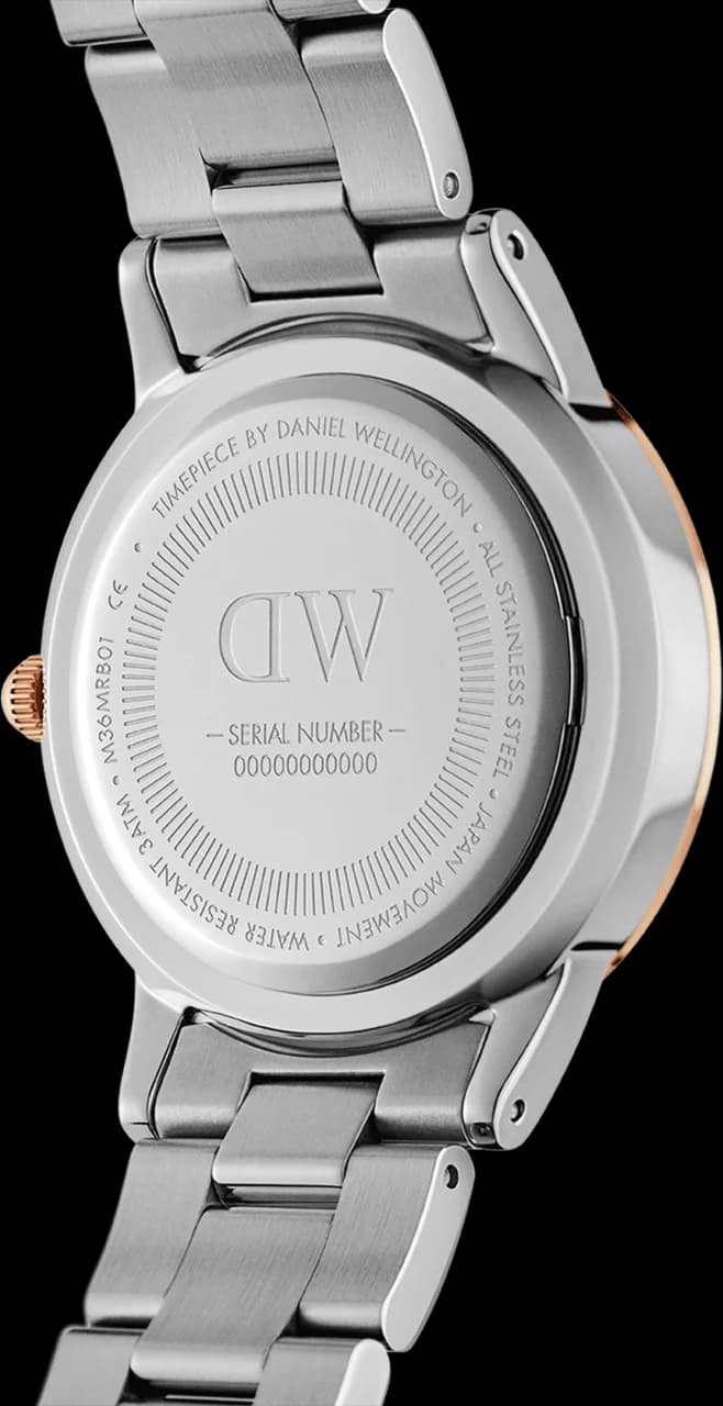 Dos du boîtier de la Daniel Wellington DW00100359