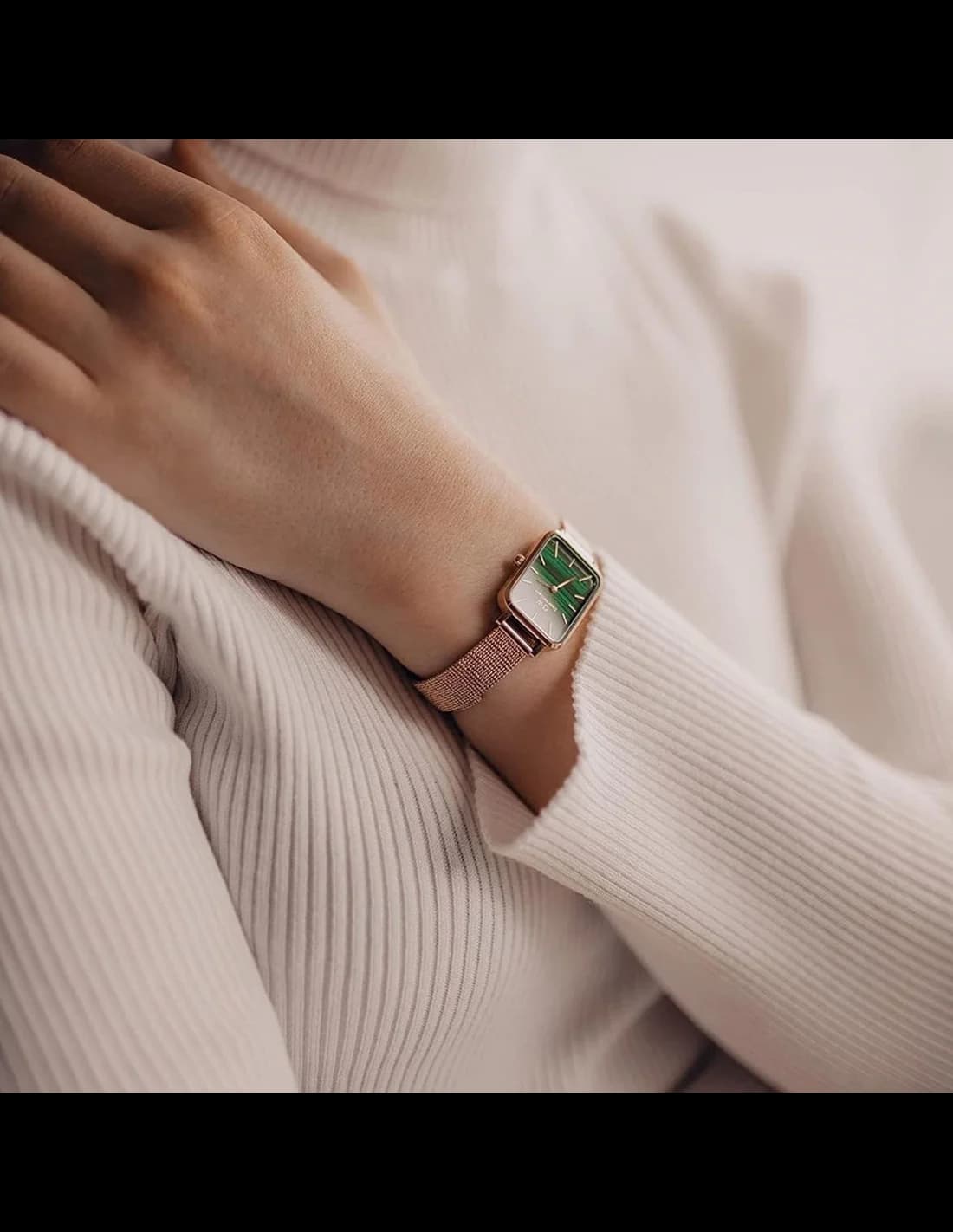 Cadran vert de la montre Daniel Wellington DW00100437 en détail