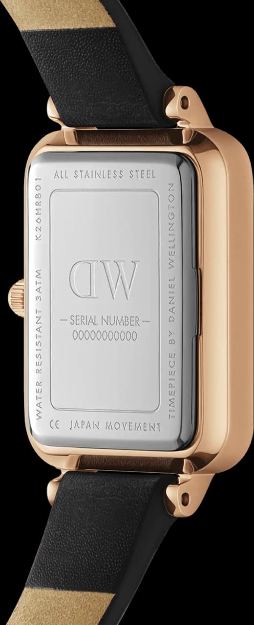 Cadran noir de la montre Daniel Wellington DW00100449 en détail