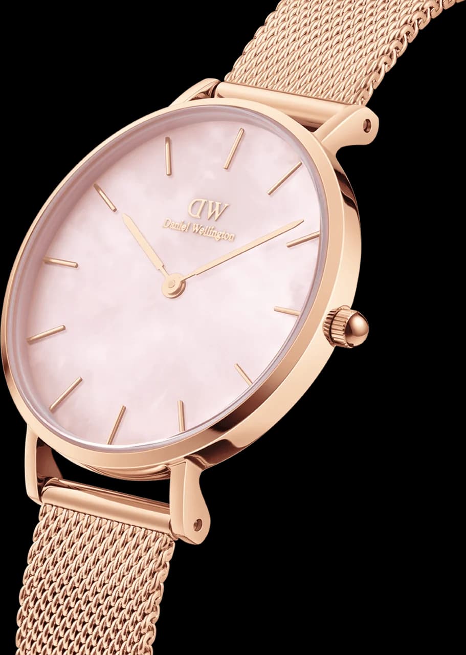 Profil de la montre Daniel Wellington DW00100516, boîtier or rose