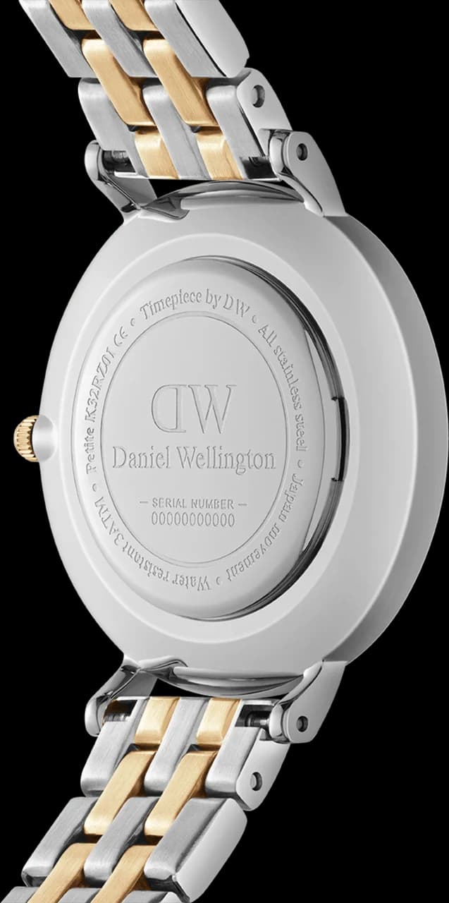 Cadran blanc de la montre Daniel Wellington DW00100616 en détail