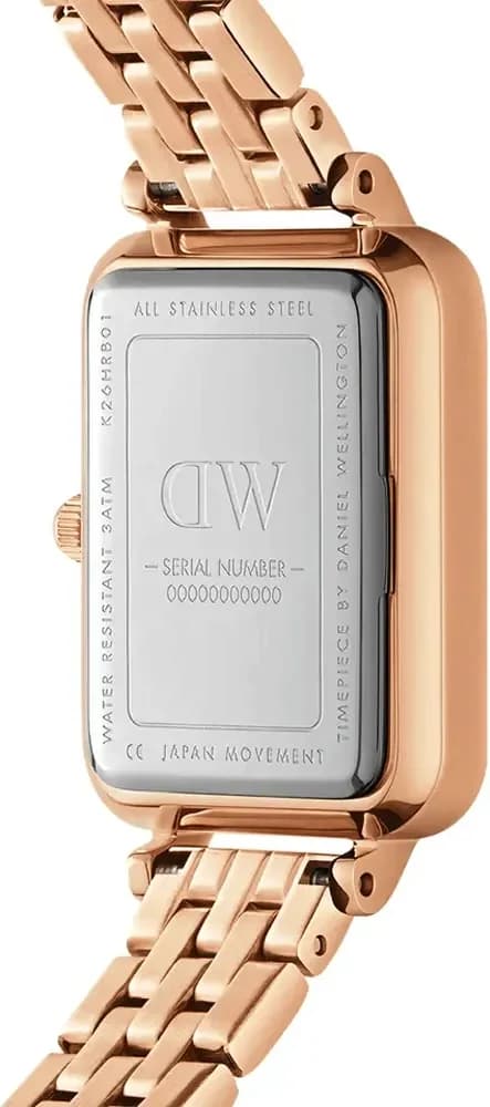Cadran rose de la montre Daniel Wellington DW00100621 en détail
