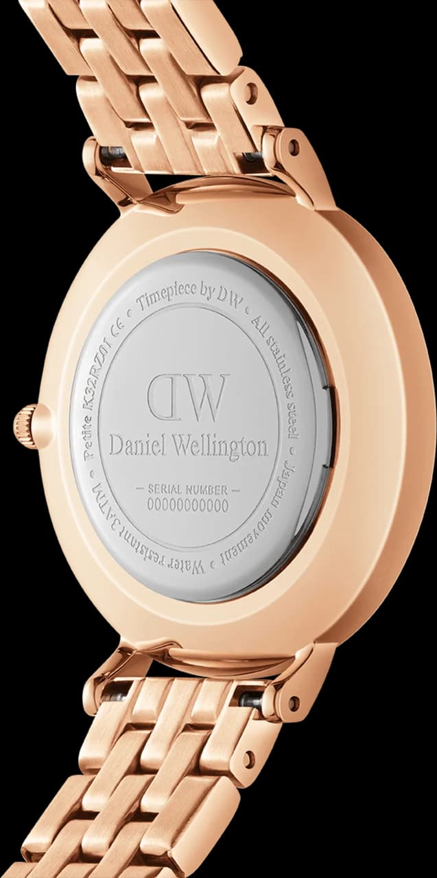 Cadran blanc de la montre Daniel Wellington DW00100666 en détail