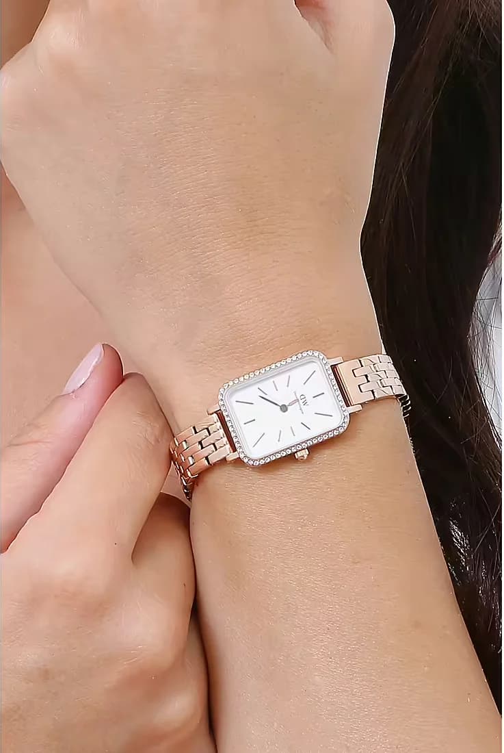 Dos du boîtier de la Daniel Wellington DW00100672