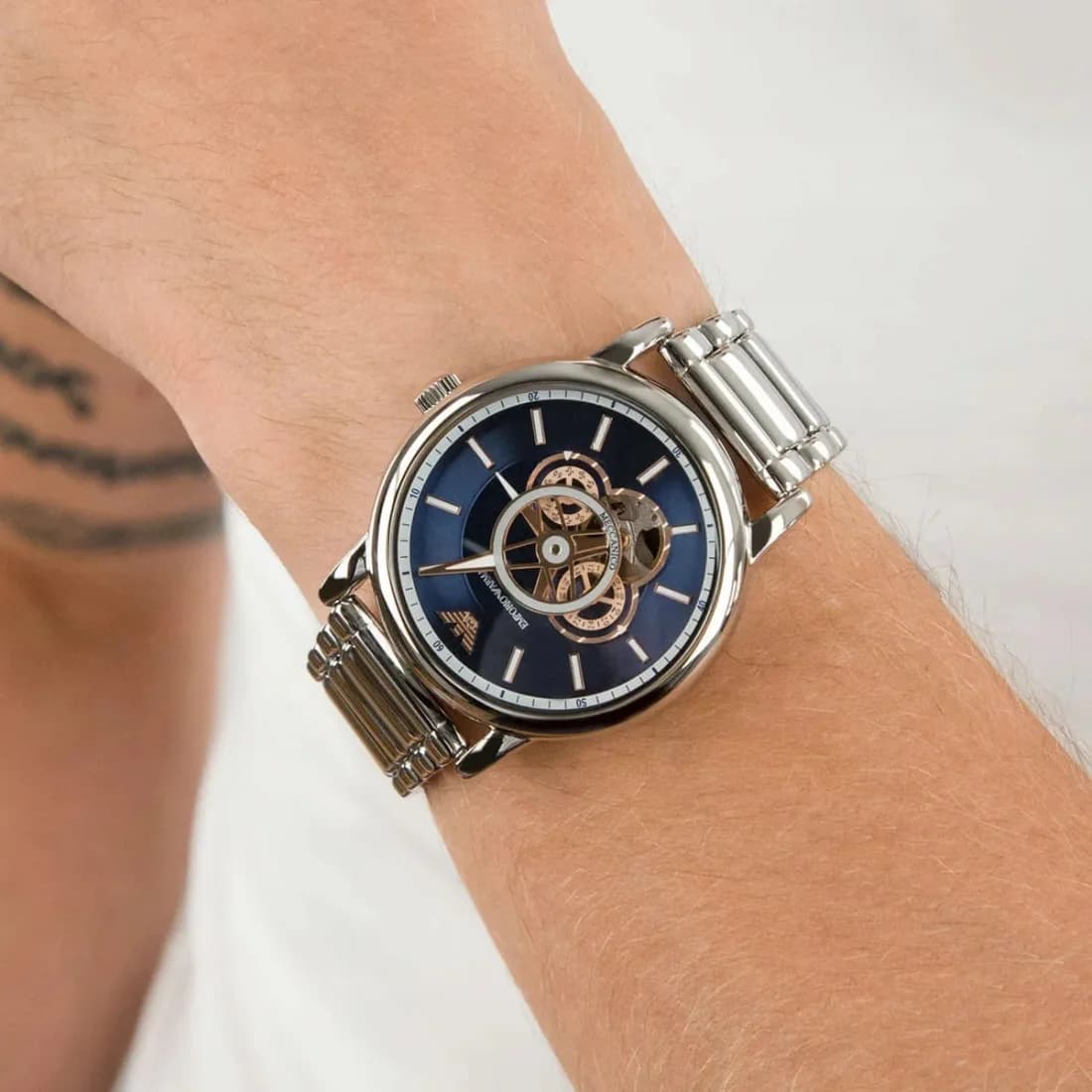 Dos du boîtier de la Emporio Armani AR60036