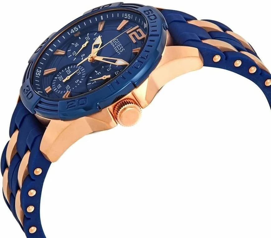 Profil de la montre Guess W0366G4, boîtier bleu