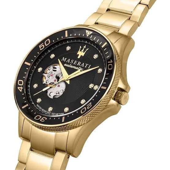 Profil de la montre Maserati R8823140003, boîtier or