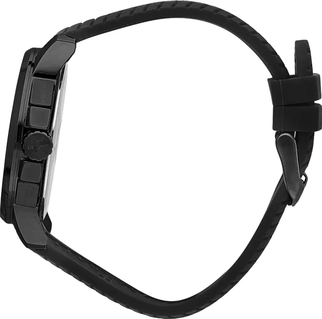 Cadran noir de la montre Maserati R8871621011 en détail