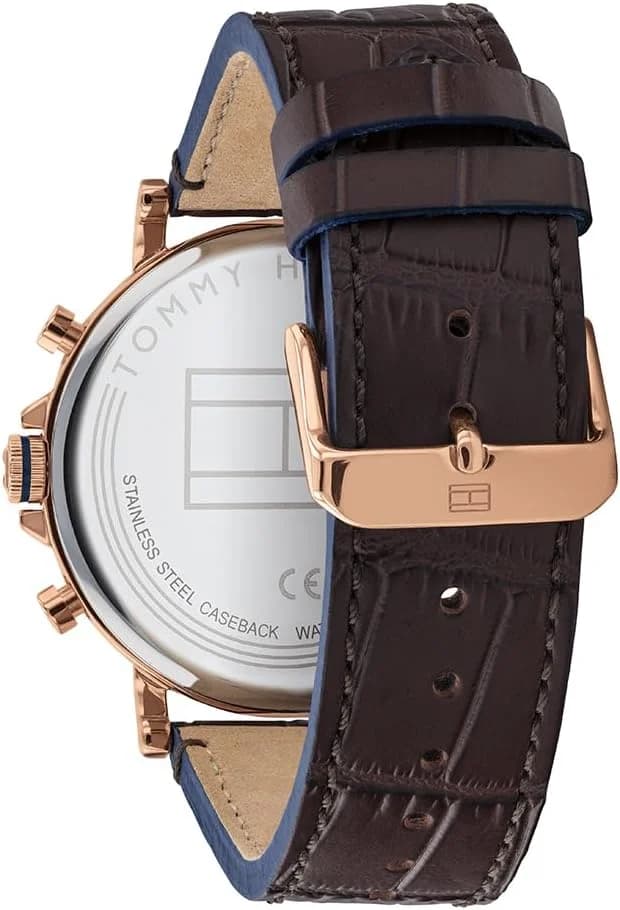 Cadran bleu de la montre Tommy Hilfiger 1710418 en détail