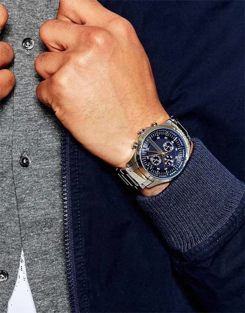 Boîtier Armani Exchange AX2155 en acier rond de 44 mm, lunette fixe et couronne crantée