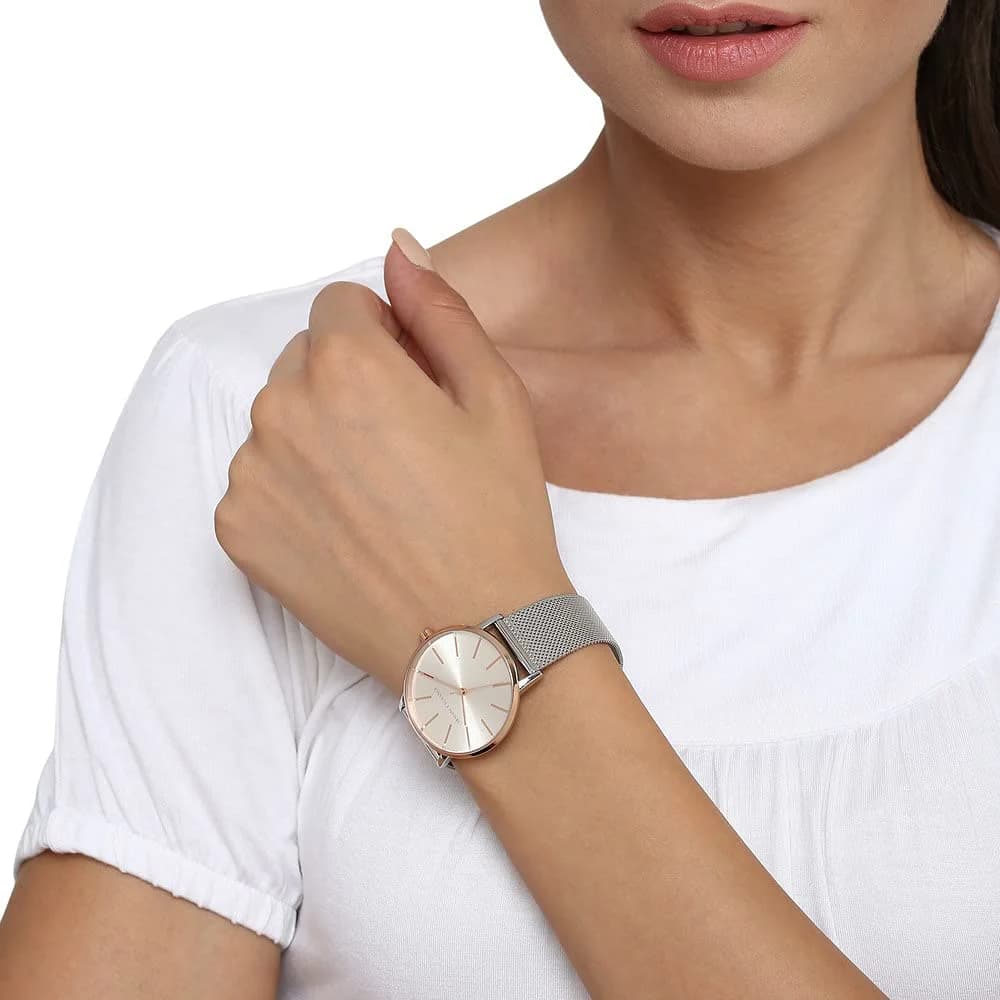 Montre Femme Armani Exchange AX5537 en fine maille milanaise argentée vue 6