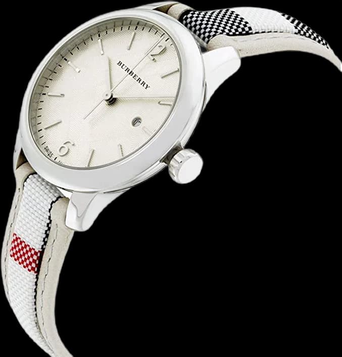 Cadran Burberry BU10113 avec index romains dorés, aiguilles bleuies, date à 3h
