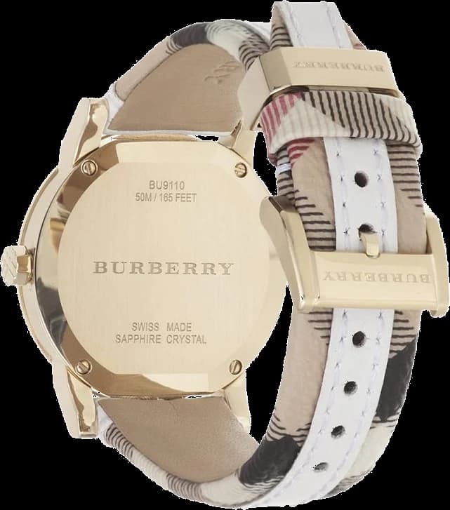 Cadran Burberry BU9110 détail des index romains, guichet date à 3h, finition lumineuse