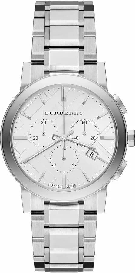 Montre Burberry BU9750 au cadran bleu profond avec index luminescents et aiguilles argentées, style chic et moderne
