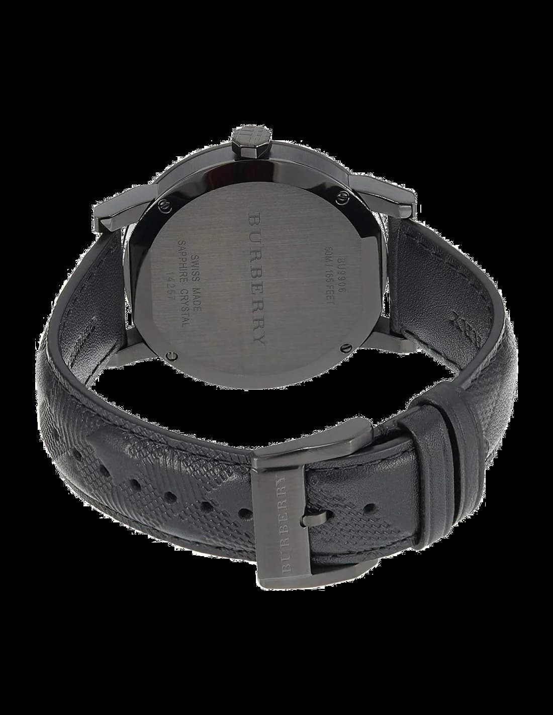 Bracelet Burberry BU9906 en cuir noir grainé avec coutures contrastées, boucle ardillon signée