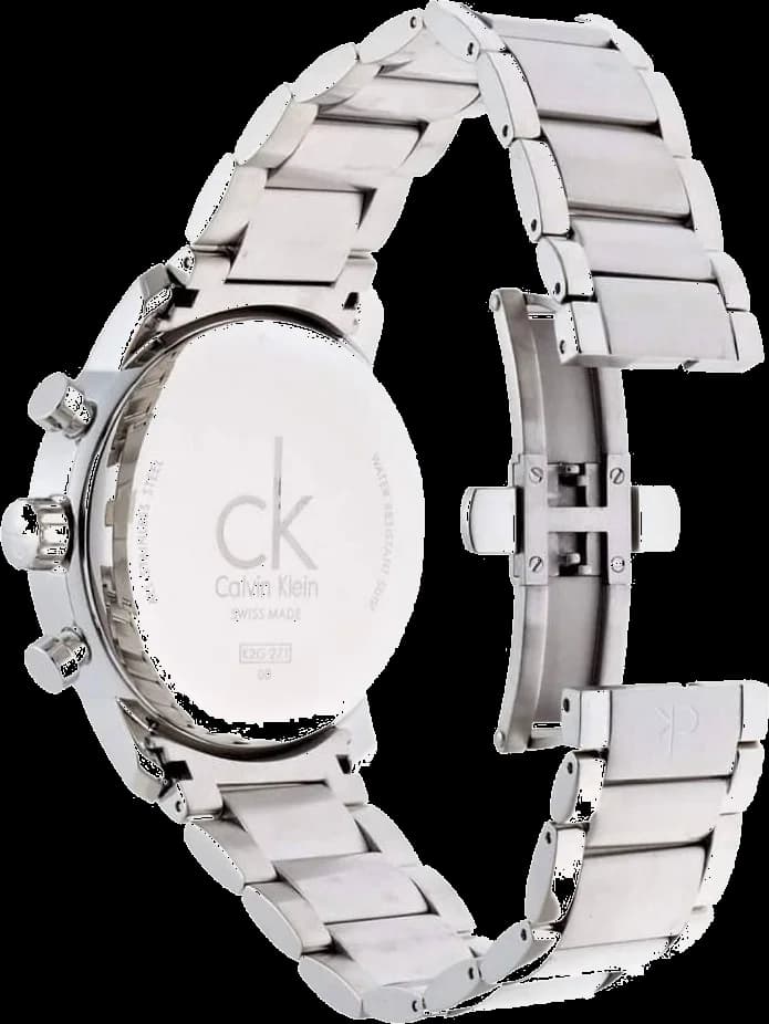 Cadran Calvin Klein K2G2714X affiche trois sous-cadrans chronographe, date à 4h30, aiguilles luminescentes