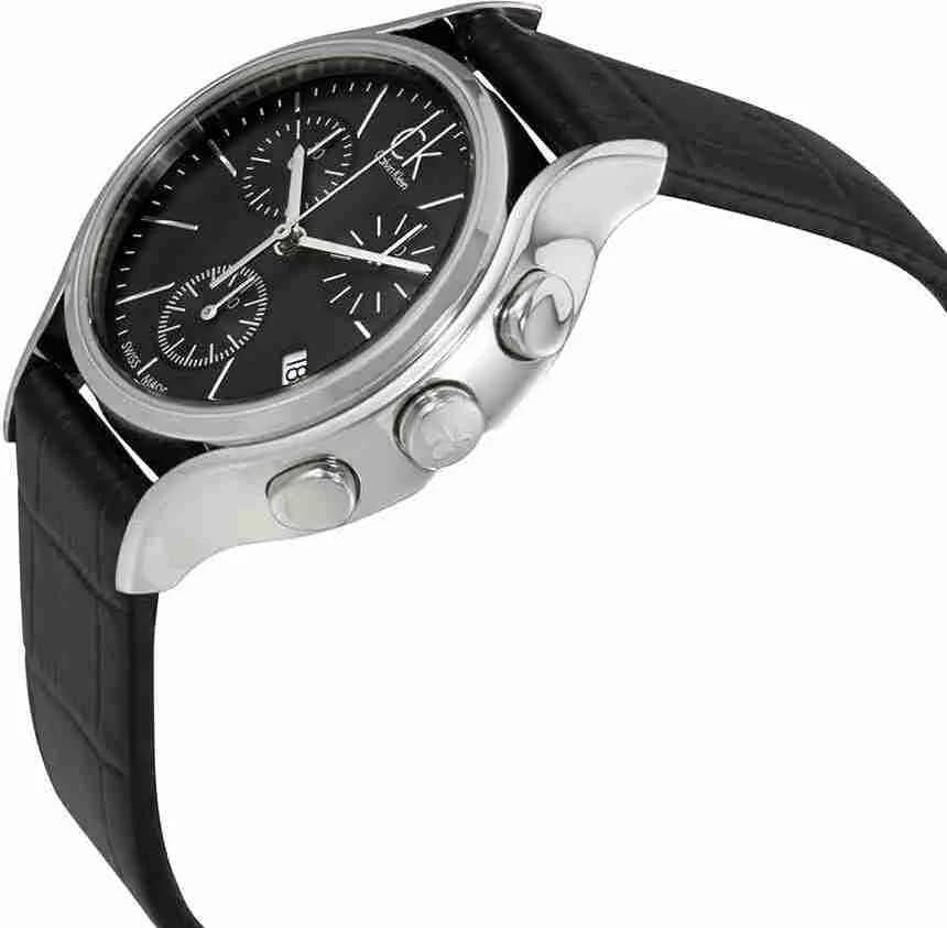 Cadran Calvin Klein K2U291C1 avec compteurs chronographe, index bâtons et aiguilles dorées sur fond noir
