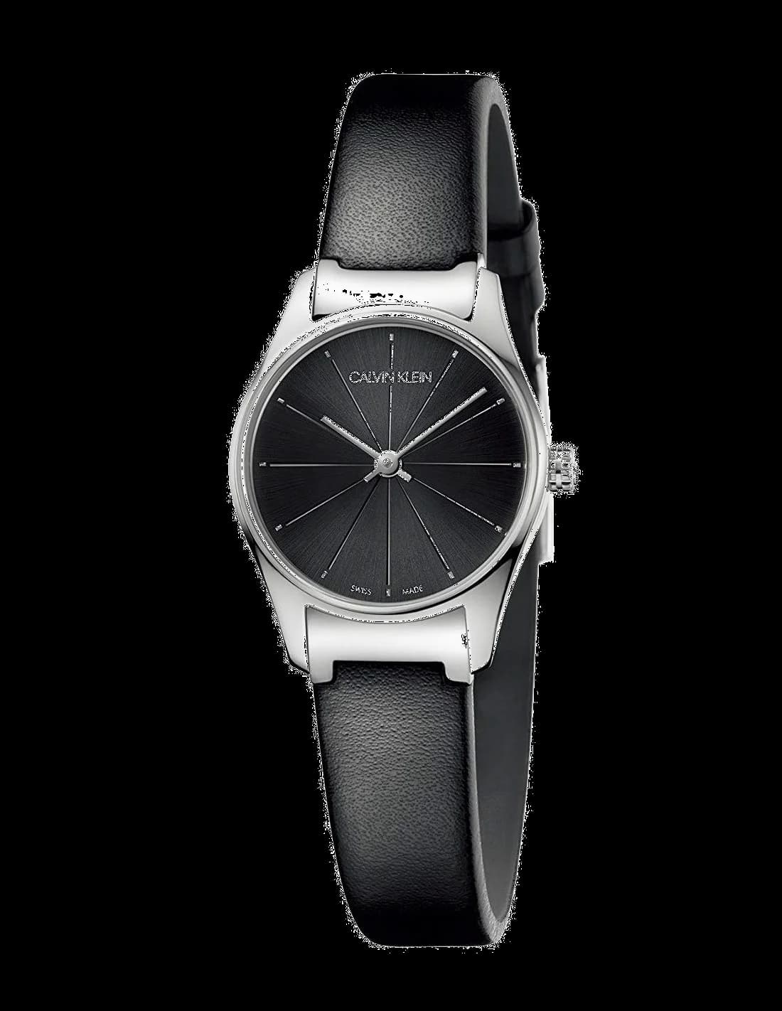 Montre Calvin Klein K4D231CY avec cadran noir et aiguilles argentées sur fond noir, style minimaliste élégant