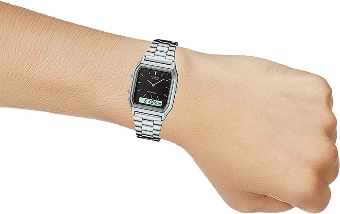Boîtier Casio AQ-230A-1DMQYES en acier inoxydable argenté, lunette fine et fond solide, profil fin