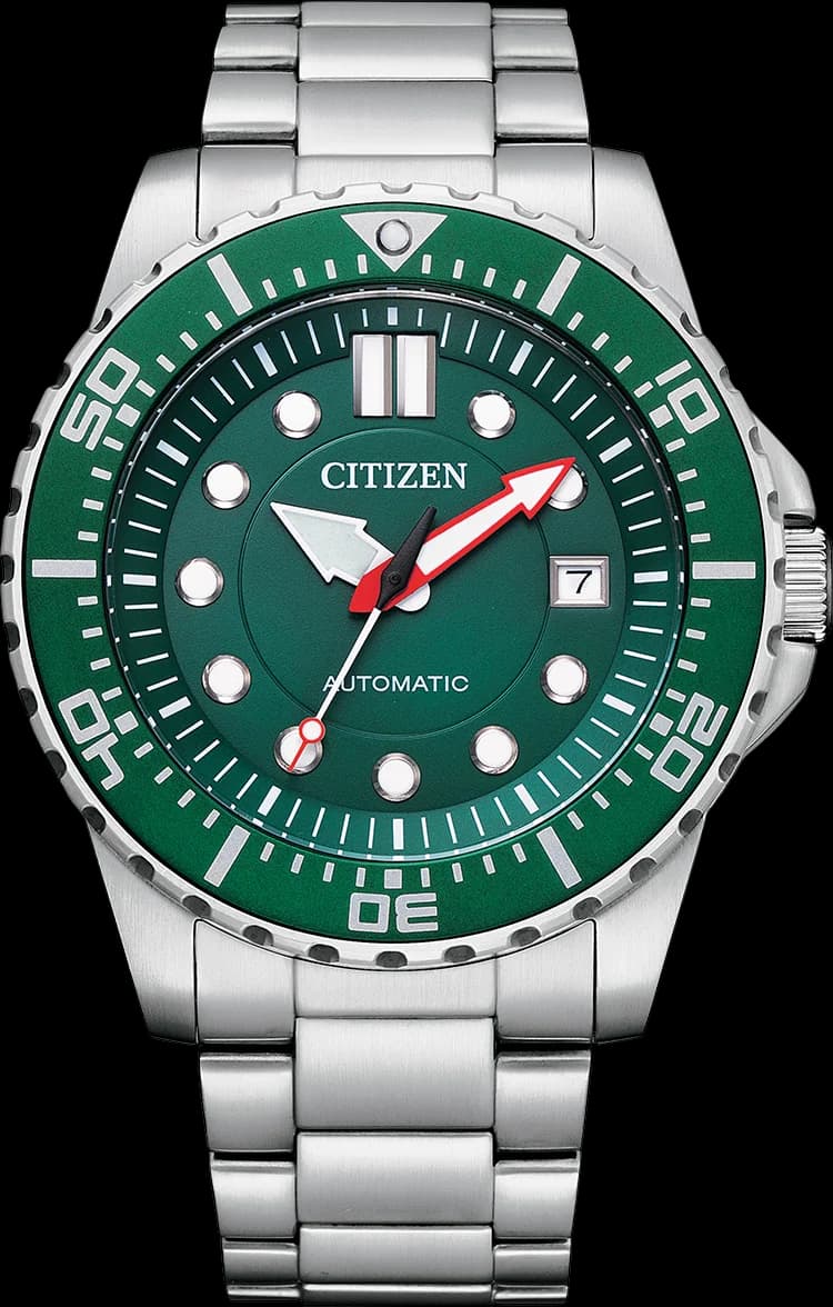 Montre Citizen NJ0129-87X avec cadran vert soleil, acier brossé, style sport élégant et date à 3h