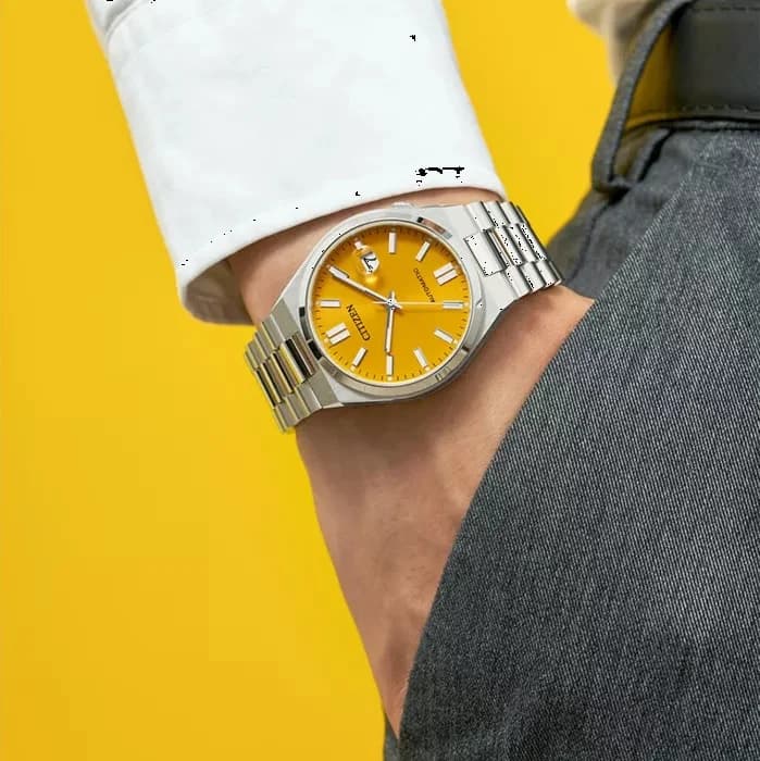 Montre Automatique Citizen Tsuyosa NJ0150-81Z cadran orange vue 5