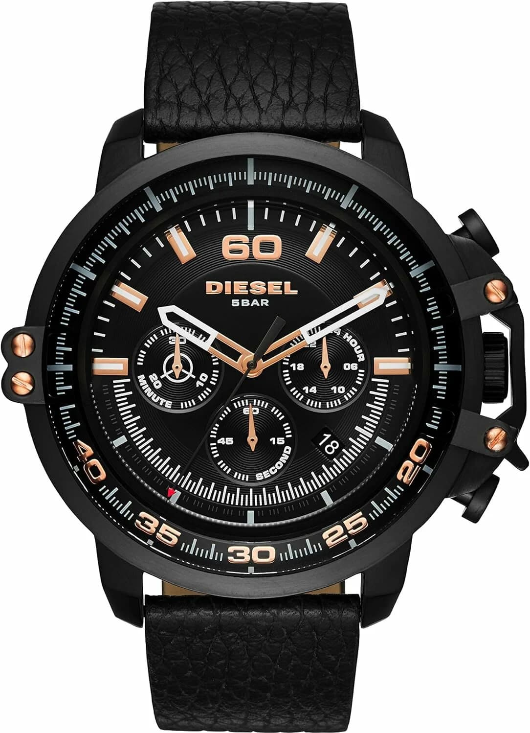 Montre Diesel DZ4600 avec cadran noir texturé et aiguilles rouges, style imposant et détaillé