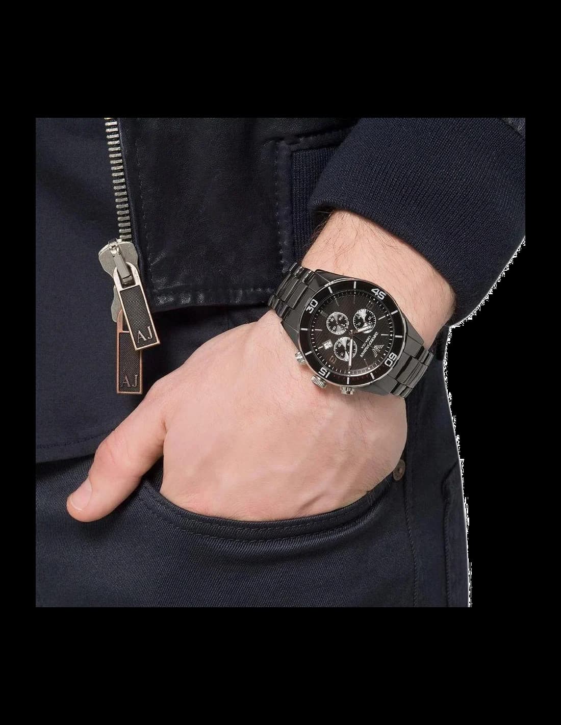 Montre Emporio Armani AR1421 Chronographe en Céramique Noire vue 4