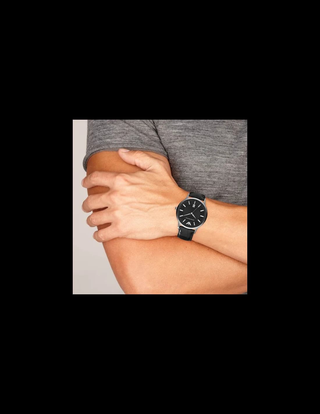 Cadran Emporio Armani AR2411 aux index bâtons et aiguilles argentées, date à 3h, design épuré
