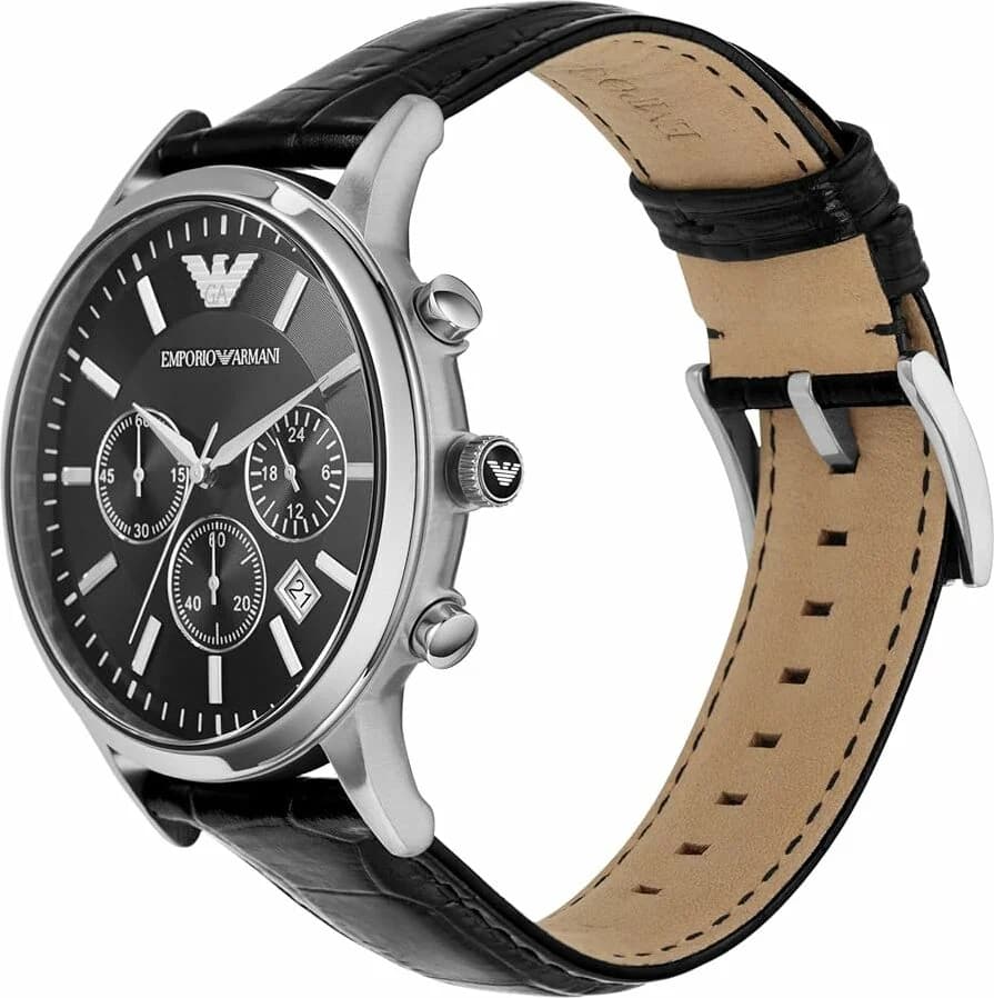 Cadran Emporio Armani AR2447 noir à finition soleillée, compteurs chronographe, guichet date à 4h30, aiguilles dauphine