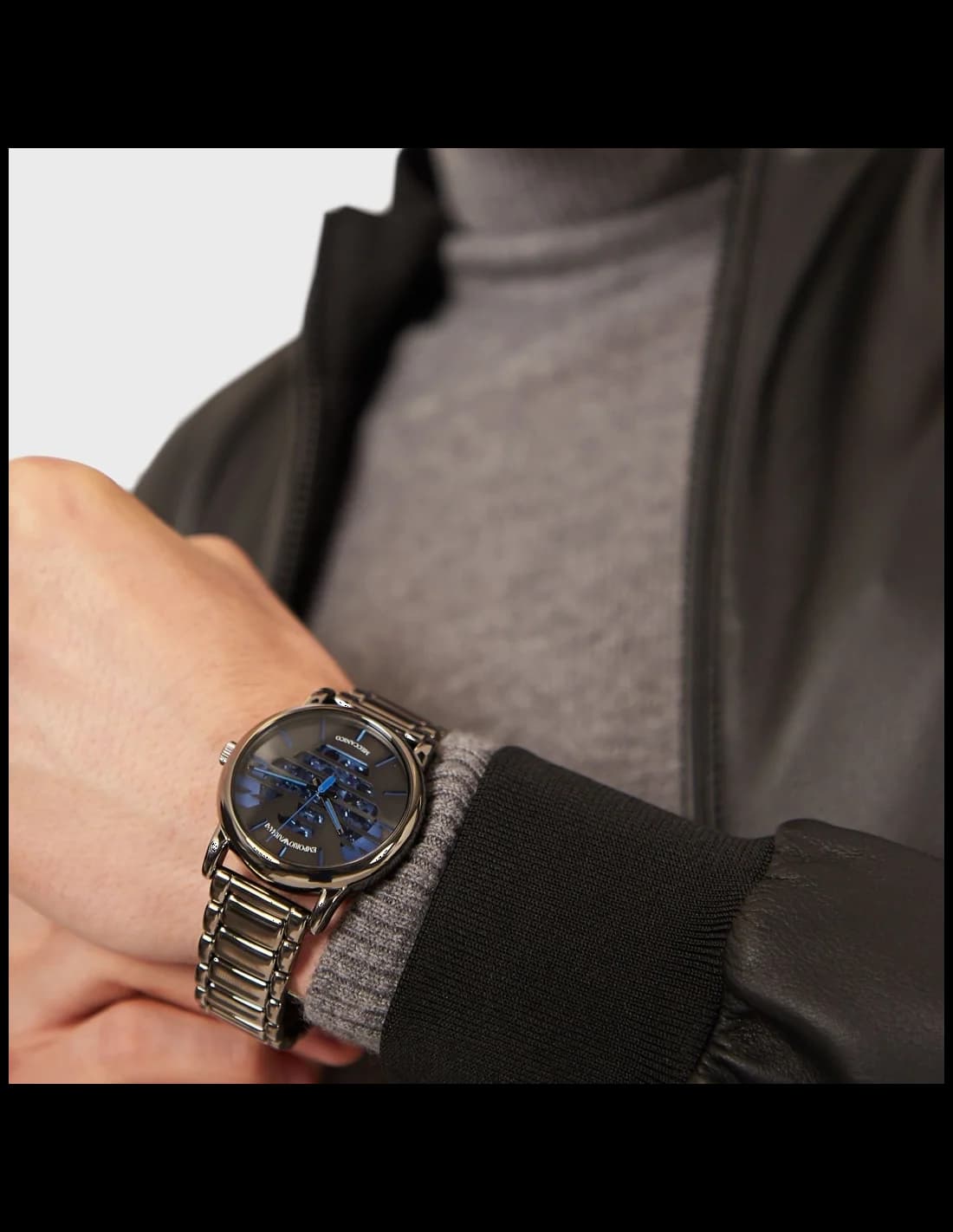 Cadran Emporio Armani AR60029 squelette bleu avec index bâtons et aiguilles dauphine, mécanique visible