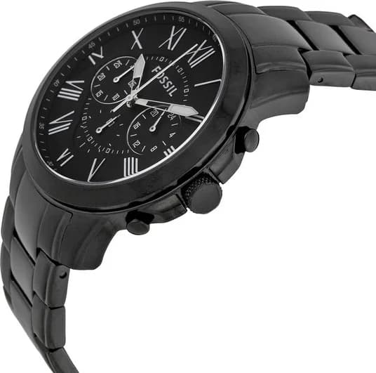Cadran Fossil FS4832 avec index romains argentés sur fond noir, aiguilles luminescentes et guichet date à 3h