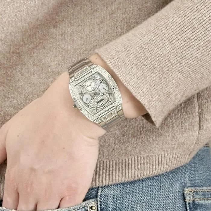 Bracelet Guess GW0104L1 en acier inoxydable argenté avec maillons polis et fermoir déployant sécurisé