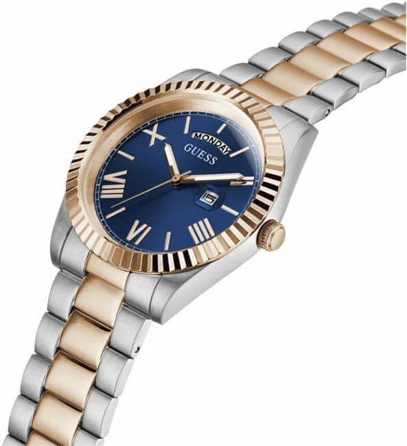 Cadran Guess GW0265G12 bleu soleil avec index appliqués et aiguilles bicolores, date à 3h, design Connoisseur