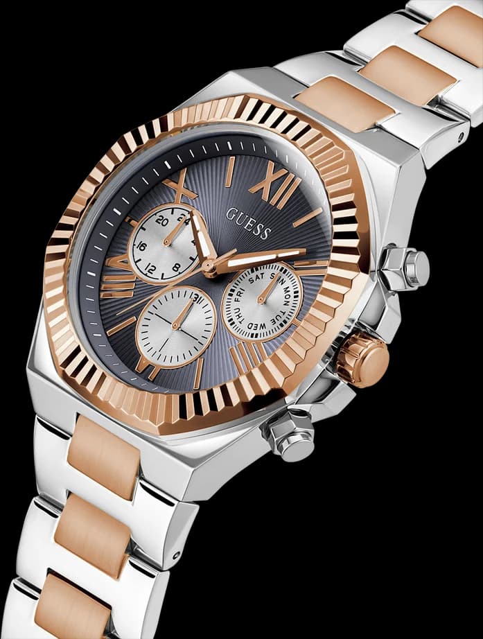 Cadran Guess GW0703G4 au cadran anthracite avec index bâtons dorés, aiguilles dorées et date à 3h