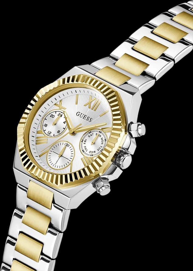 Cadran Guess GW0769L3 à, aiguilles dorées et trois sous-cadrans pour date, jour et 24h