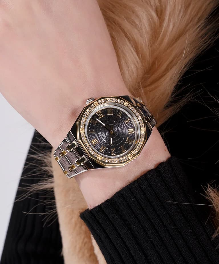 Montre Femme Guess GW0770L4 Acier Bicolore Cadran Noir Guilloché vue 5