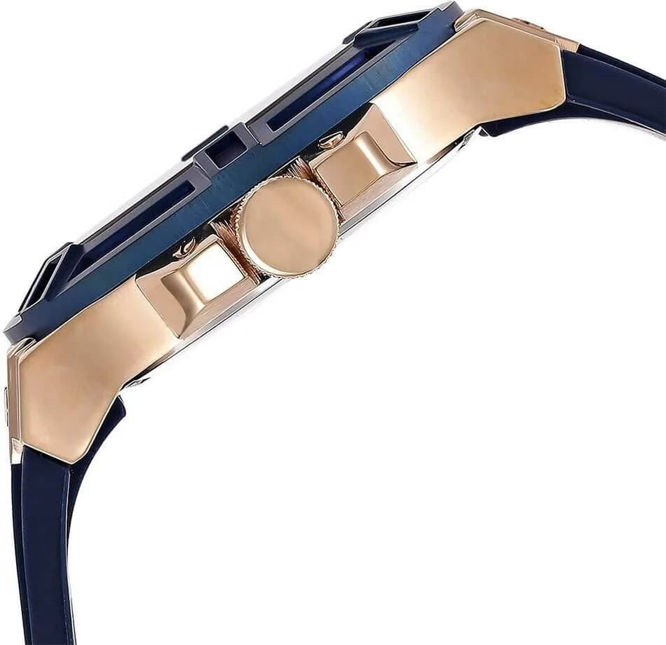 Cadran Guess W0247G3 avec index dorés et aiguilles assorties sur fond soleil rose, lisibilité parfaite