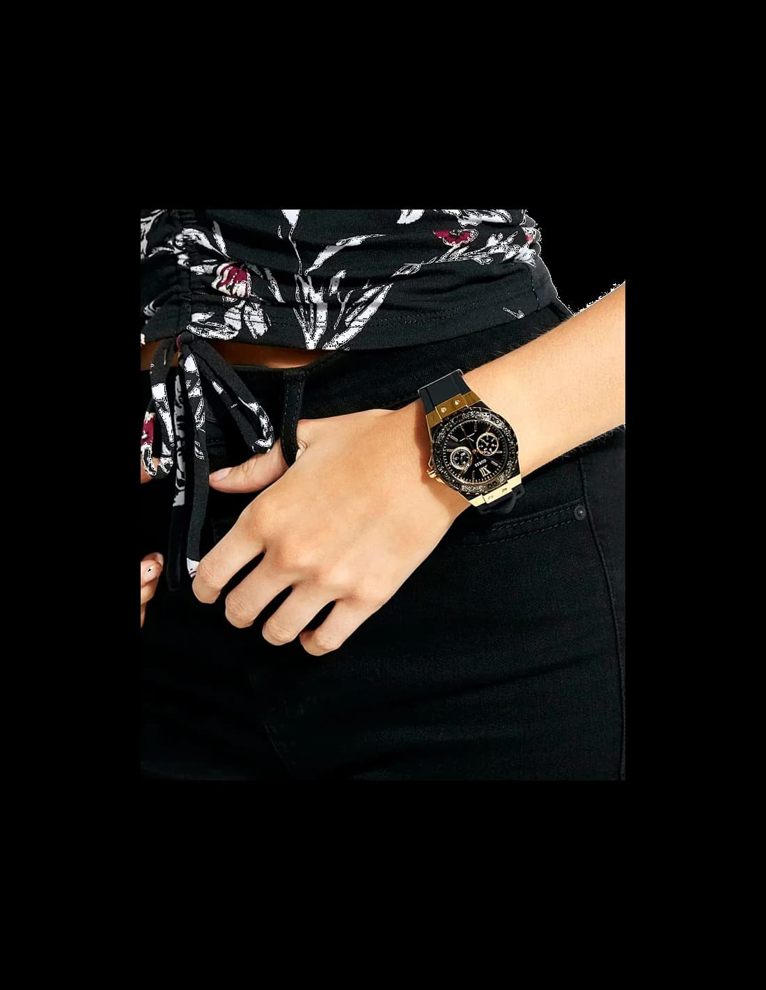 Bracelet Guess W1053L7 en acier doré maillé, fermoir déployante, finition brillante et élégante