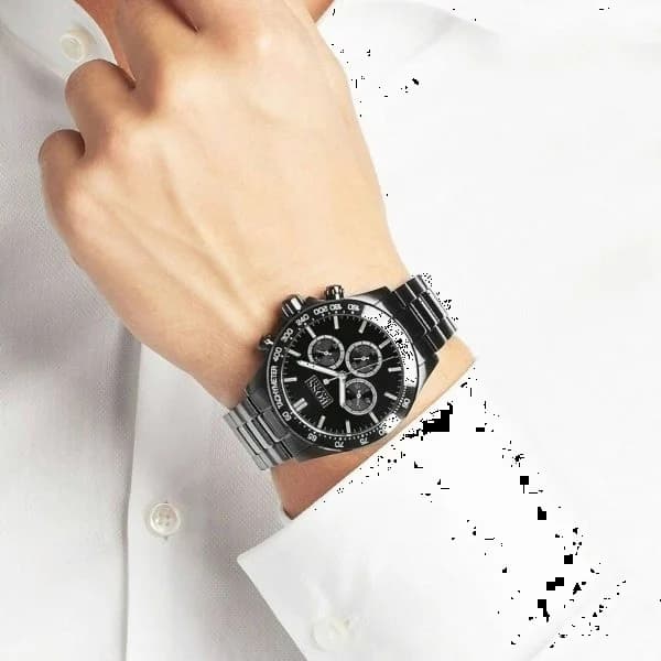 Bracelet Hugo Boss 1512961 en acier noir avec maillons alternant surfaces polies et satinées, fermoir déployant