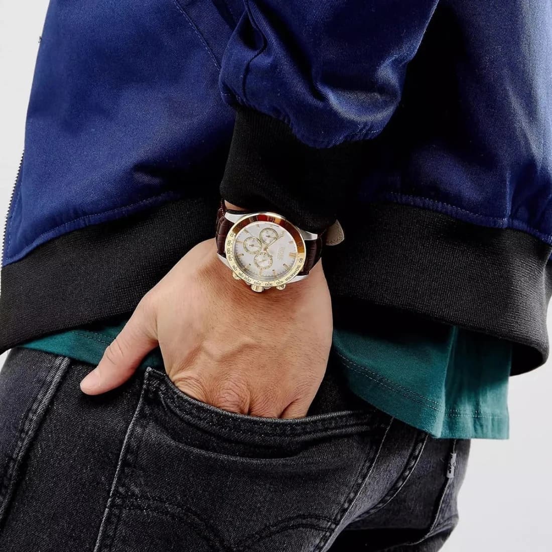 Cadran Hugo Boss 1513174 avec cadran marron soleillé, index bâtons argentés, aiguilles dauphine, date à 3h