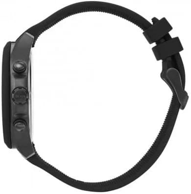 Cadran Hugo Boss 1513720 au design noir soleillé avec index appliqués, aiguilles luminescentes, guichet date à 4h30 et trois sous-cadrans