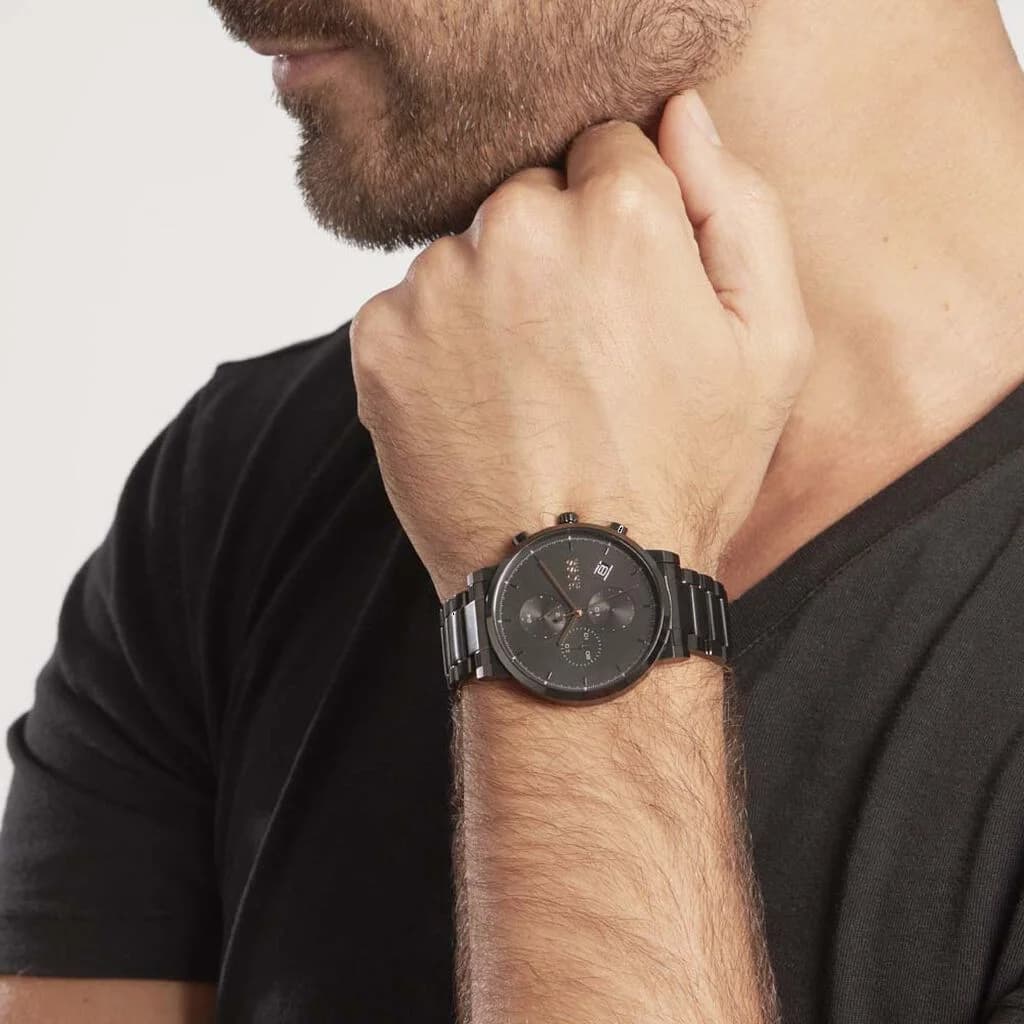 Boîtier Hugo Boss 1513780 en acier noir de 44 mm, lunette fixe, verre saphir, étanche 100m