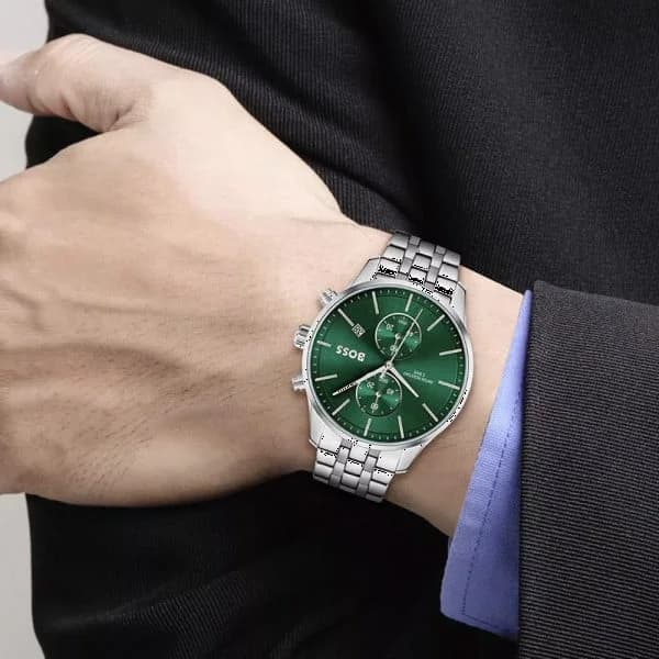 Bracelet Hugo Boss 1513975 en cuir marron avec coutures contrastées, boucle déployante en acier inoxydable