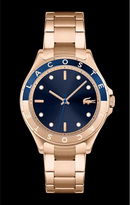 Montre Lacoste 2001268 au cadran bleu soleil, acier doré, style élégant et sportif