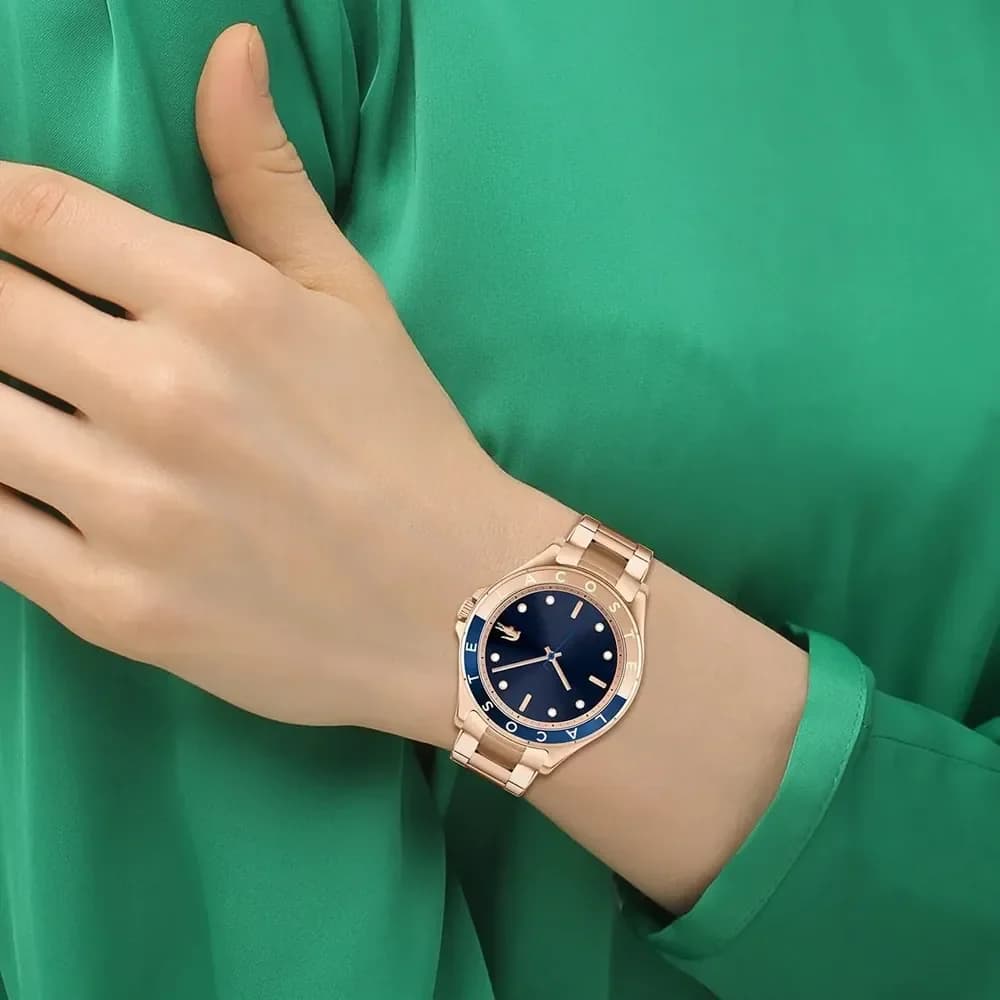 Boîtier Lacoste 2001268 acier doré rond, lunette fine, profil fin, 30m étanche, allure féminine